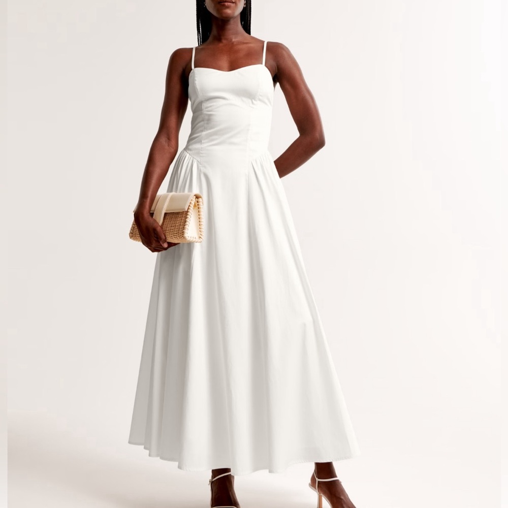 Dipped waist sweetheart maxi dress